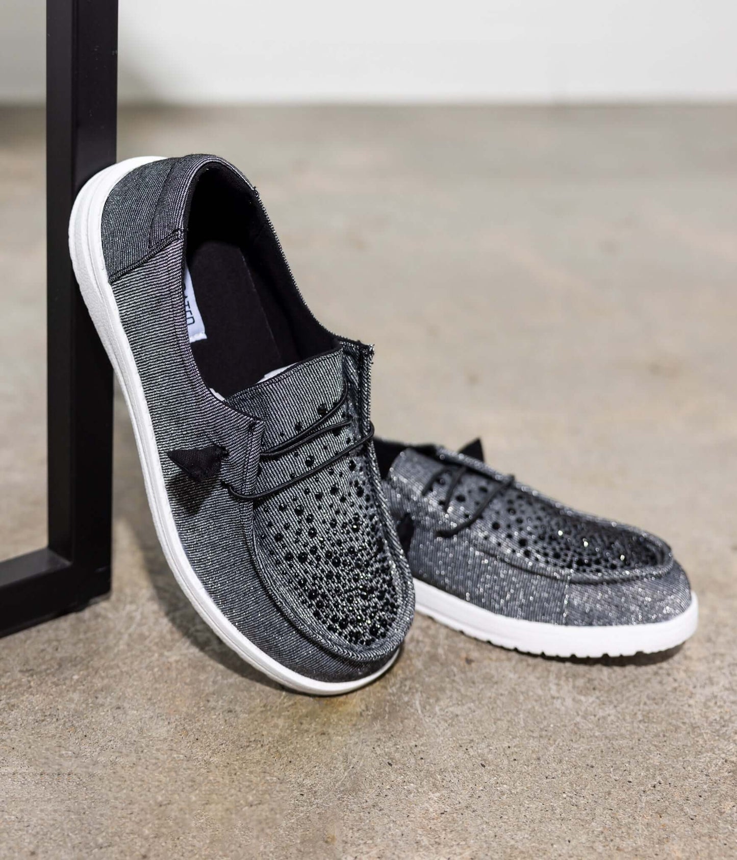 Maco Water Drop Sneaker