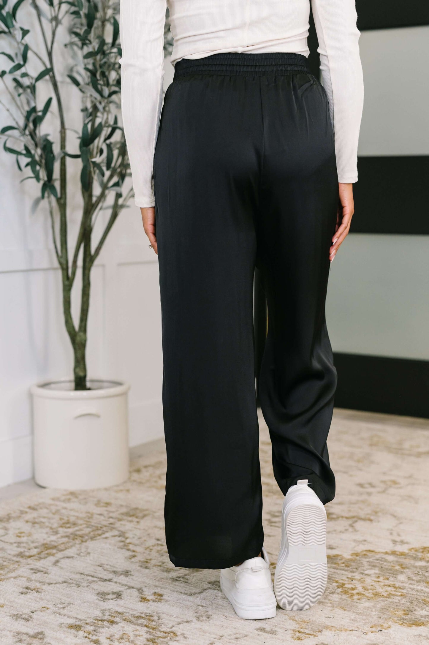City Ease Wide Leg Bottoms in Black