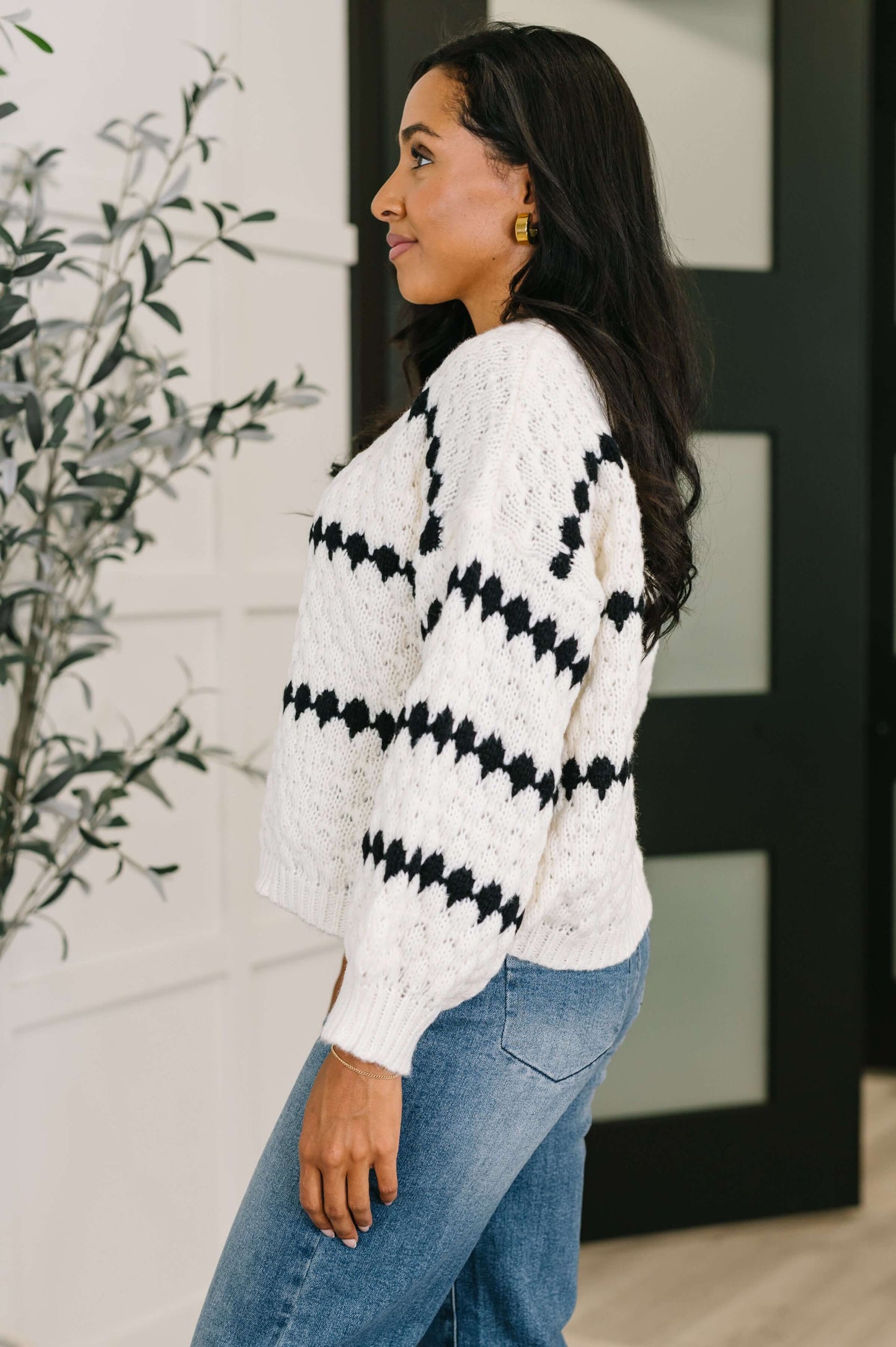 Ivy Lane Textured Sweater in White and Black