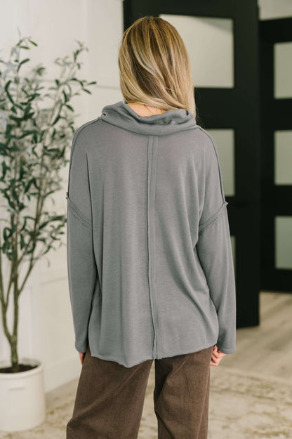 Metro Flow Center Seam Turtleneck