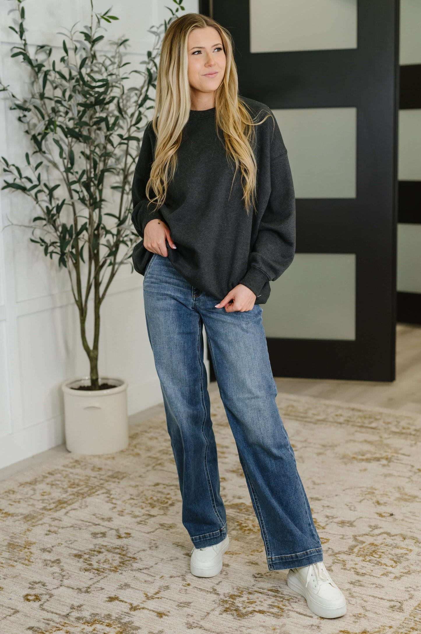 Sunday Snug Relaxed Pullover in Charcoal